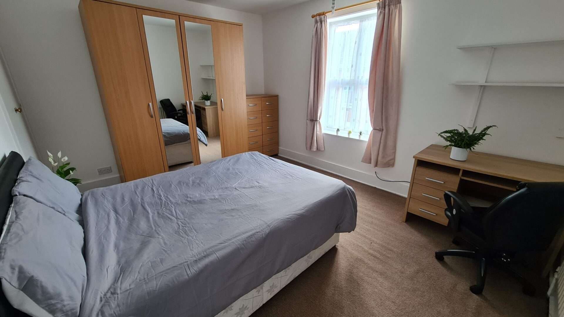 Heath Street Bedroom 2